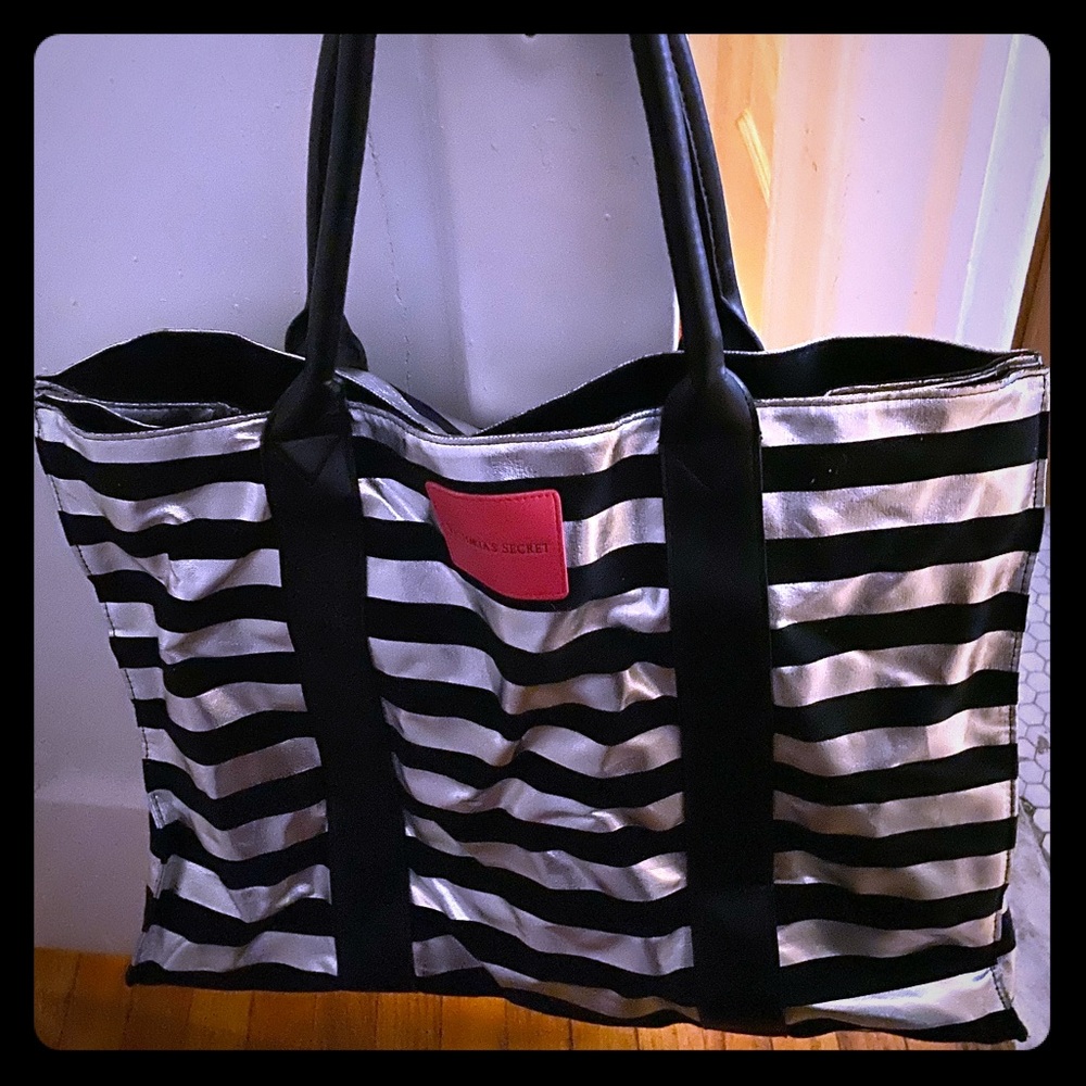 Victoria’s Secret large every day tote bag